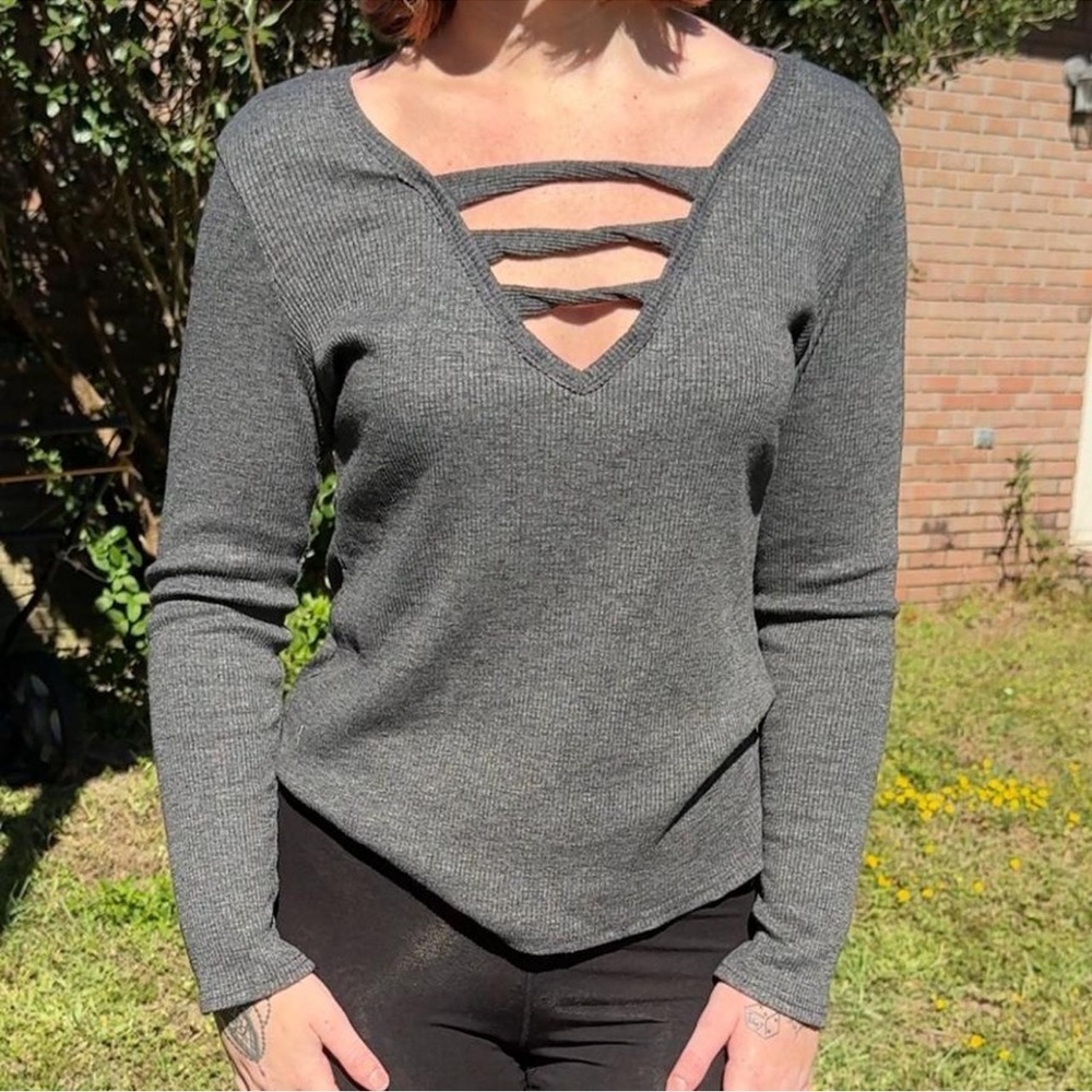 Gray Ribbed V-Neck Women's Top